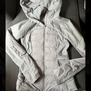 Lululemon Women’s Zip Up Hood Jacket Size 6